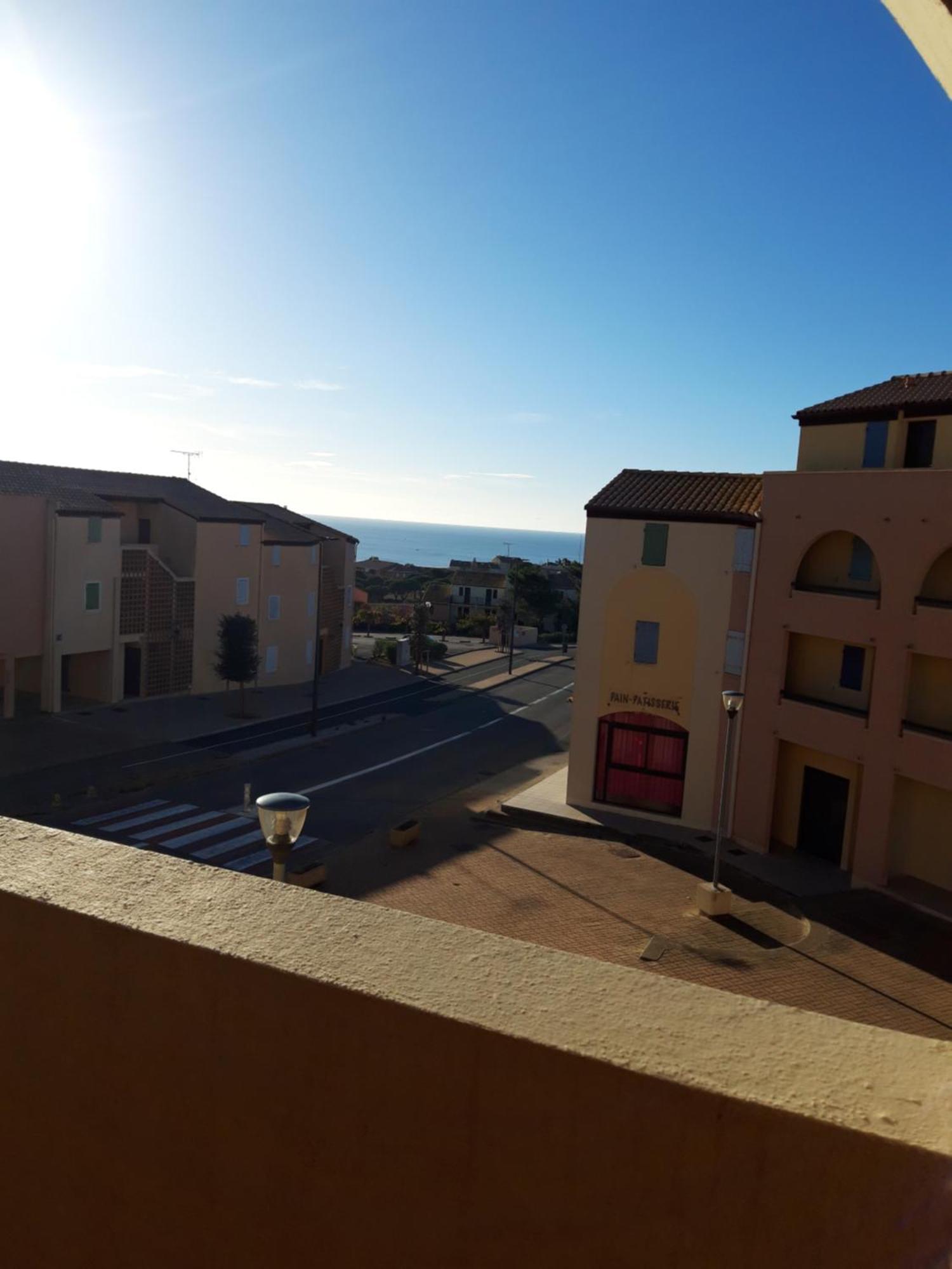 Appt 2 Ou 4 Personnes Avec Piscine, Tennis Et Parking Prive Apartment Fleury (Aude)