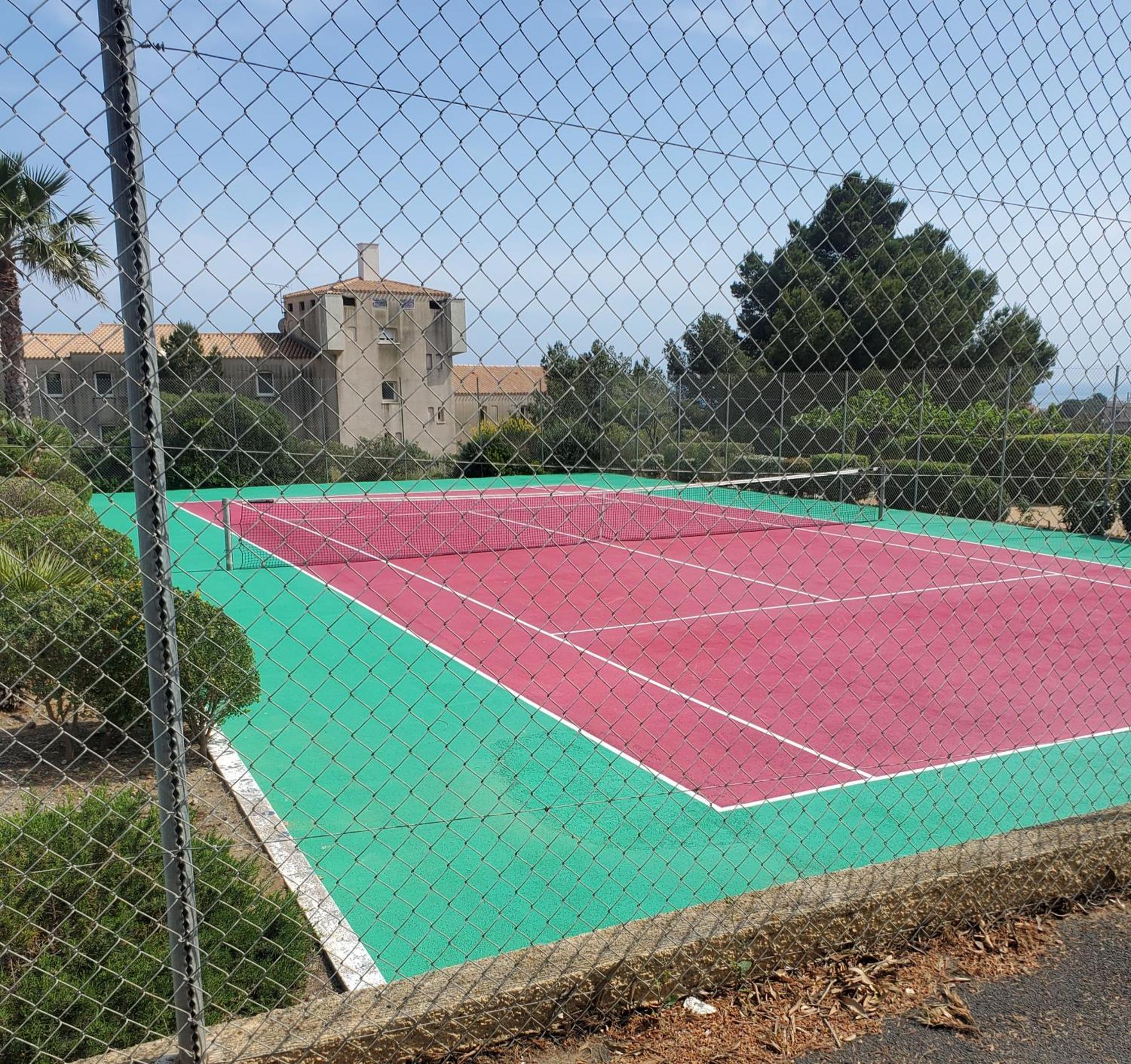 Appt 2 Ou 4 Personnes Avec Piscine, Tennis Et Parking Prive Apartment